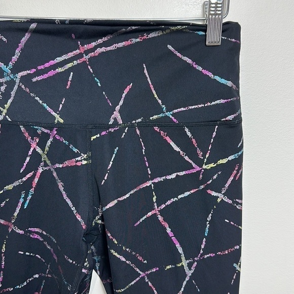 Zyia High Rise Abstract Metallic 7/8 Legging 6-8 - Picture 7 of 10